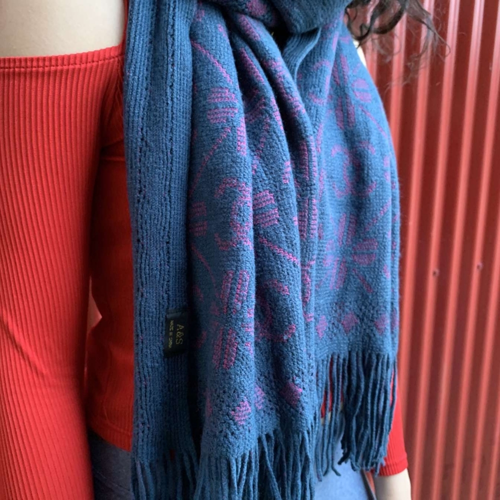 Blue Scarf With Pink Patterns - Picture 5 of 5